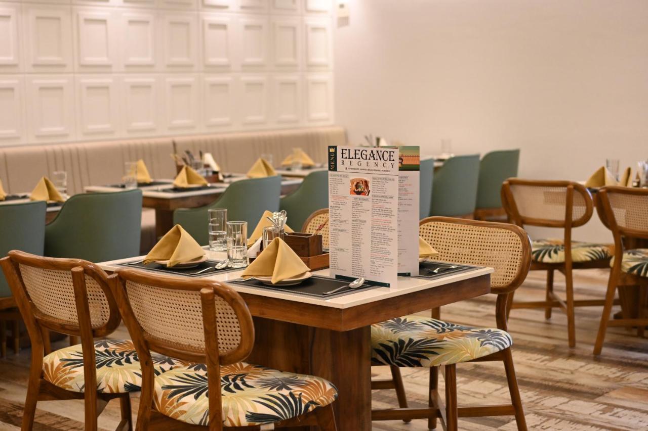 Отель Elegance Regency Khanna  Экстерьер фото